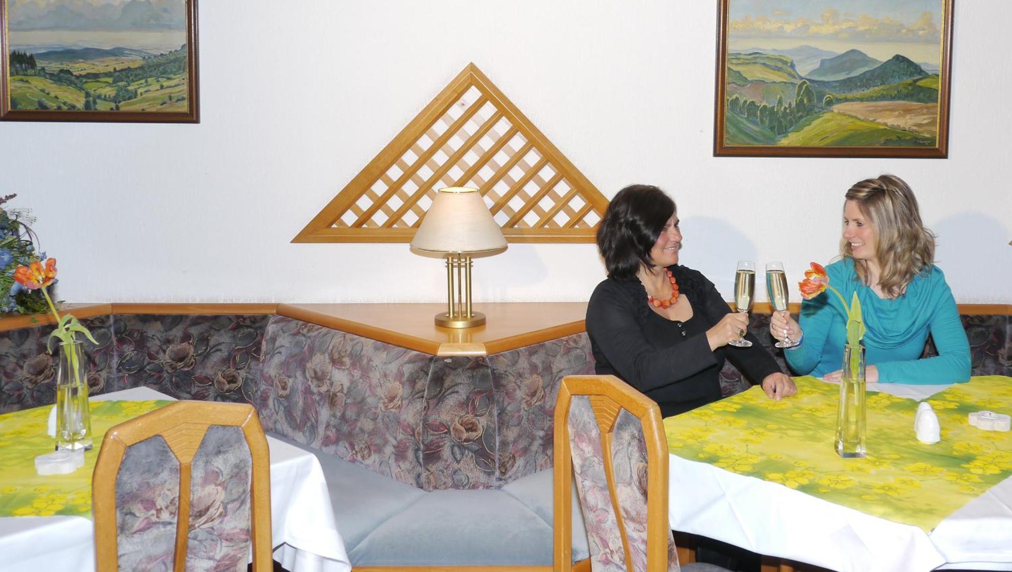 Naturparkhotel Haus Hubertus Kurort Oybin Dış mekan fotoğraf
